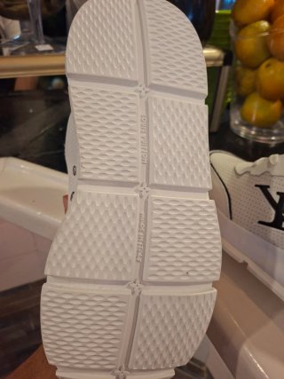 Zapatillas Louis Vuitton LV Clásicas Blancas