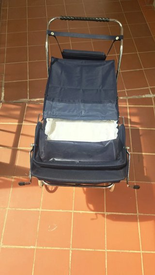 Carro de muñecas Arrue original