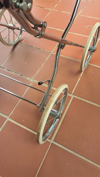 Carro de muñecas Arrue original
