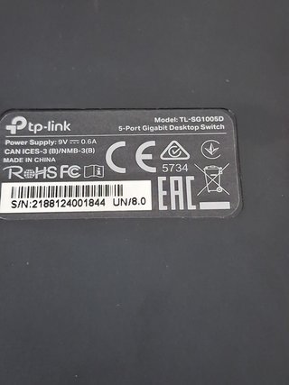 SWITCH TP-LINK TL-SG1005D