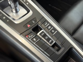 Porsche 911 Carrera 4S Cabriolet