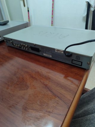 Grabador DVD Airis y DVD normal astro