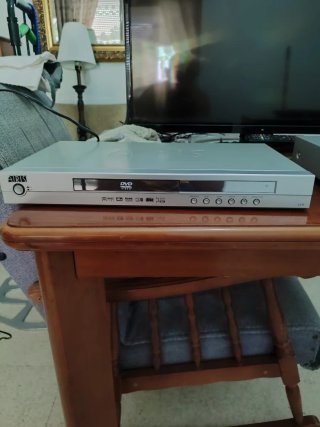 Grabador DVD Airis y DVD normal astro