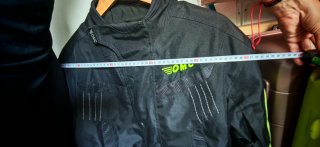 Chaqueta de moto con forro térmico desmontable