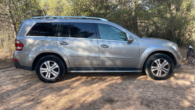 Mercedes-Benz  GL 2009 - foto 1
