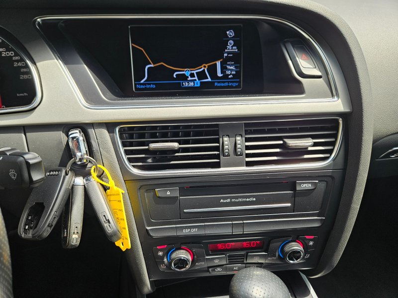 Audi A5 Cabrio 1.8 TFSI 2015, foto 31