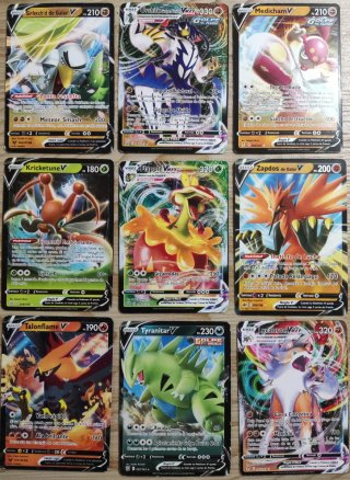 Venta de Cromos Pokémon V y VMAX