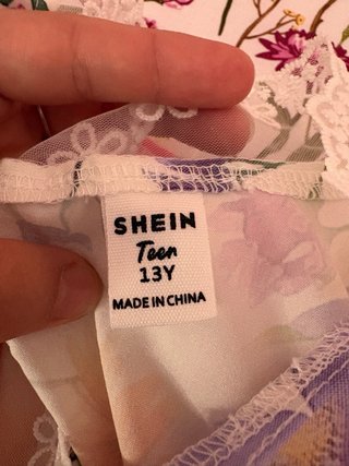 Vestido niña flores y encaje