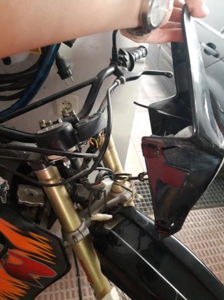 Moto Rieju RR50 Enduro Negra y Naranja