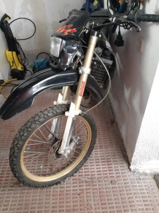 Moto Rieju RR50 Enduro Negra y Naranja