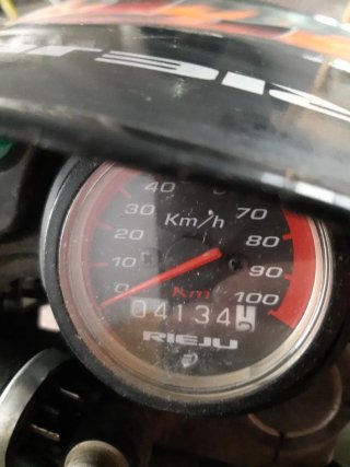 Moto Rieju RR50 Enduro Negra y Naranja