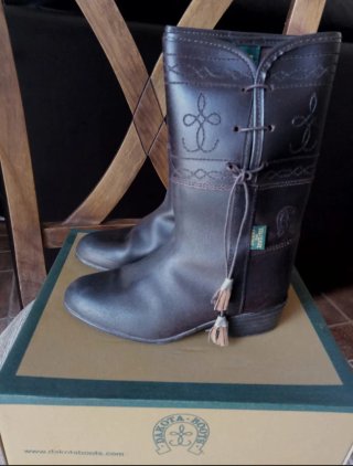 Botas Valverde del Camino Talla 28