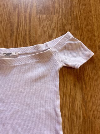 Top blanco escote Bardot Pull and Bear