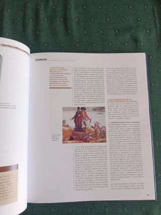 Libro de la historia de la Policía española