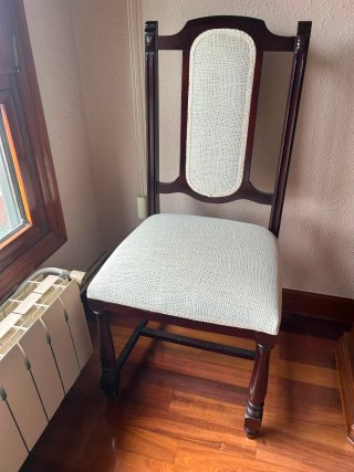 6 Sillas de comedor madera y tela