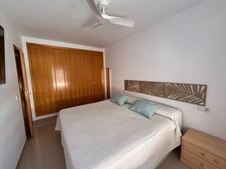 PISO EN VENTA EN MONCOFA PLAYA CON VISTAS AL MAR