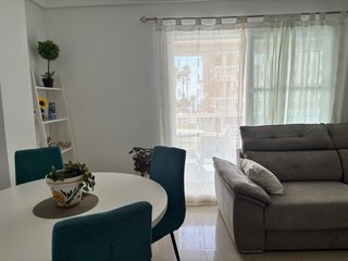 PISO EN VENTA EN MONCOFA PLAYA CON VISTAS AL MAR