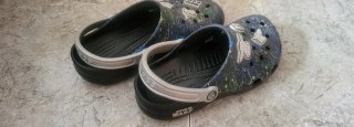 Crocs Star Wars Grogu y Mandaloriano J6