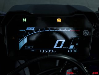YAMAHA R7 -A2-