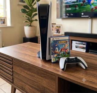 PS5 + Sonic Superstars