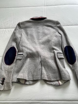 Chaqueta Zara Gris con coderas