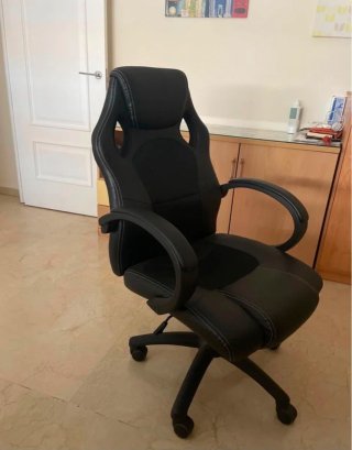 Sedia da ufficio nera
