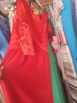 Lote vestidos cierre tienda Marca CARMEN MELERO