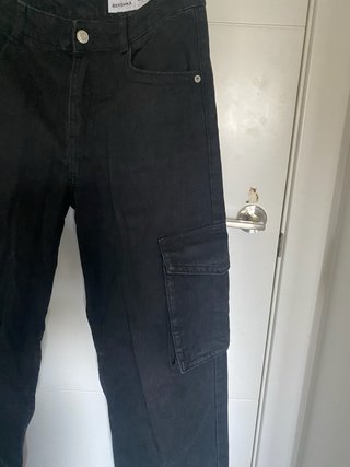Pantalón baggy Bershka negro mujer