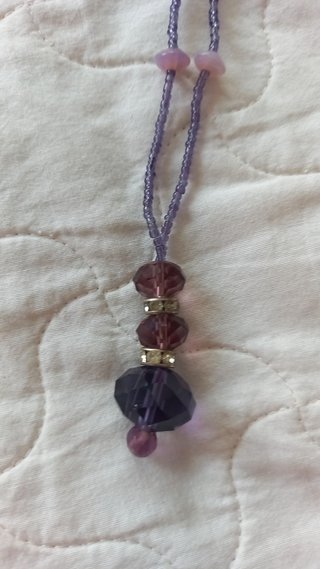 Collana perline viola