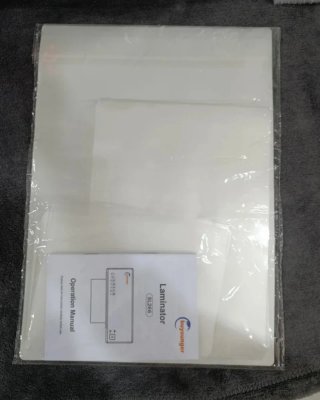 Plastificadora Buyyounger Blanca y Negra