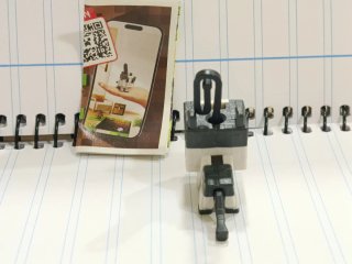 Figura Gato Tuxedo Minecraft Kinder Joy Llavero