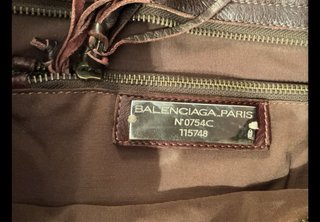 Bolso de piel marrón marca Balenciaga Vintage