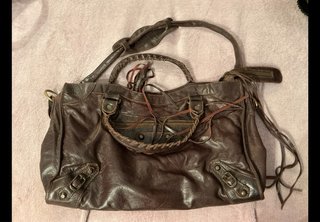 Bolso de piel marrón marca Balenciaga Vintage