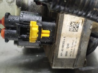 BOMBA DIRECCION DACIA SANDERO Laureate 491105358R