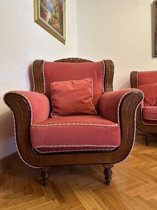 Conjunto de sofás de tela y madera