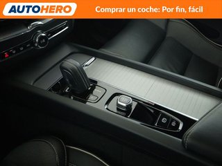 Volvo XC60 2.0 B4 Mild-Hybrid R Design 2WD