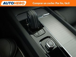 Volvo XC60 2.0 B4 Mild-Hybrid R Design 2WD