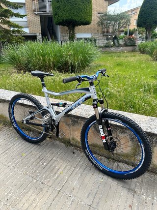 Bicicleta GT Sensor Nueva