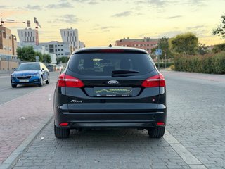 ford focus titanium