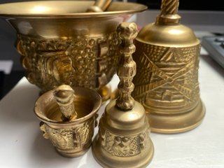 Lote 2 morteros y 2 campanas bronce vintage