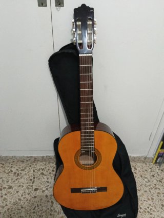 Guitarra Clásica Marrón