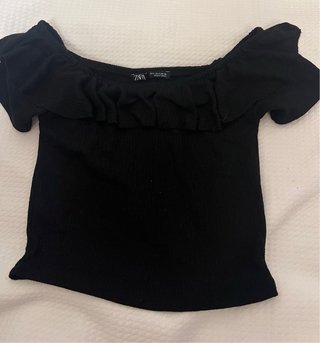 Top negro con lunares blancos