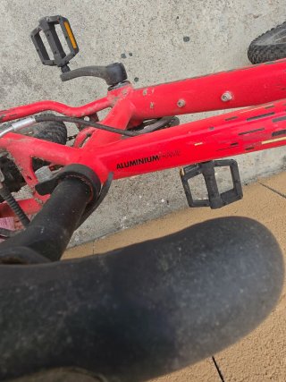 Bicicleta Infantil Rockrider Roja