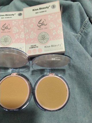 Polvos por unidad ,compactos Kiss Beauty Yara rosa