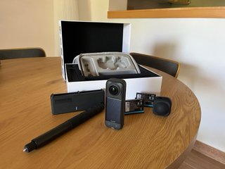 Insta360 X5 kit 2 BATERÍAS - 8K 360 Action Cam