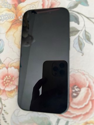 iPhone 16 Pro Negro