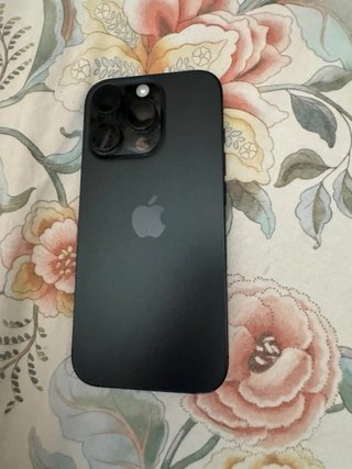 iPhone 16 Pro Negro