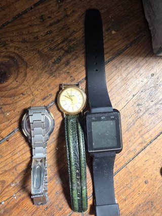 Reloj Howard Dorado y Verde