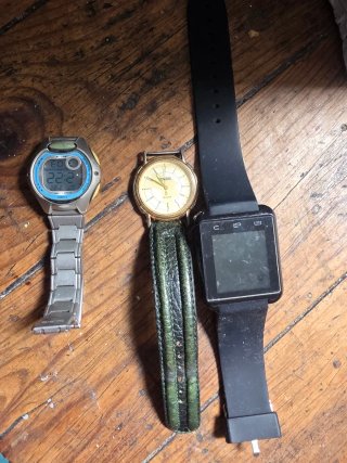 Reloj Howard Dorado y Verde