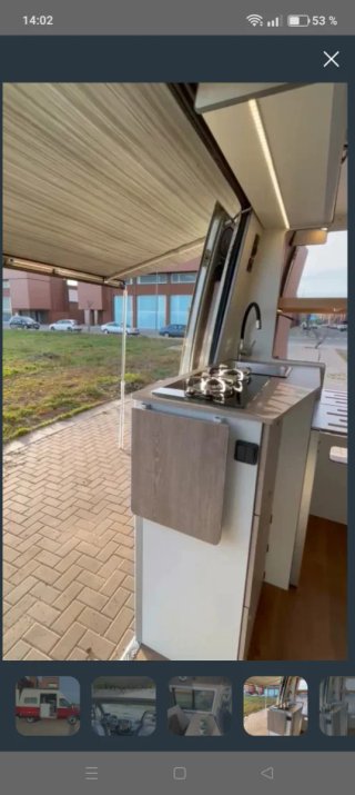 Furgoneta camperozada